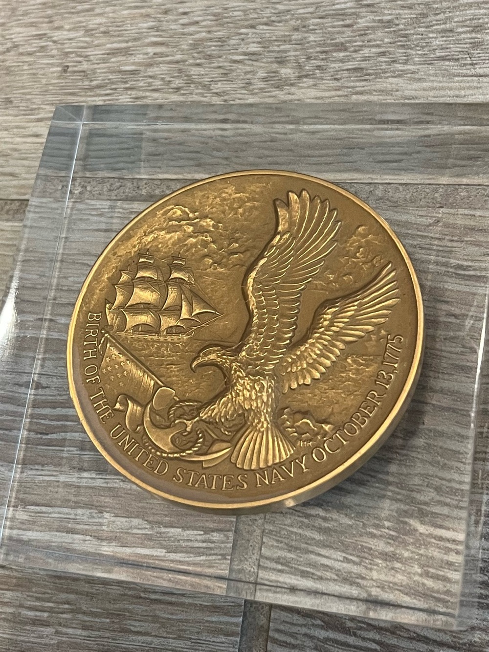 VTG 1975 U.S. Bicentennial 3” Bronze Challenge Coin Sealed Display - US Mint